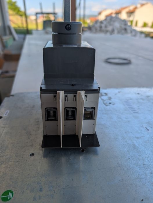 ABB Sace Tmax swicht