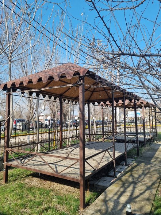 Тапчан и беседка