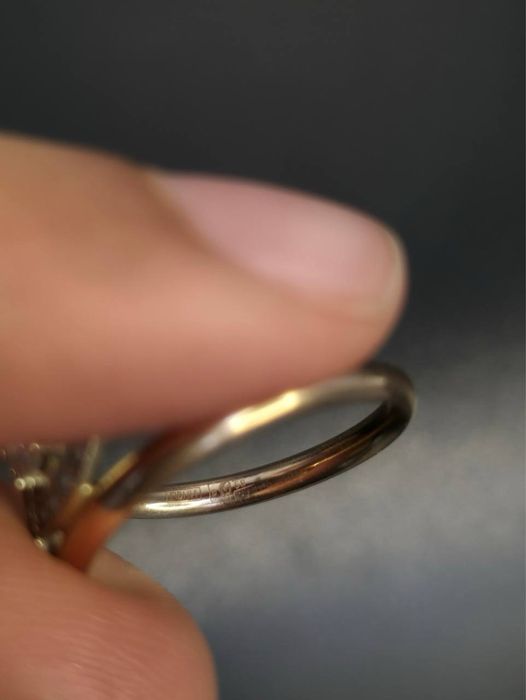 Золото 585  Кольцо Масса: 1.1