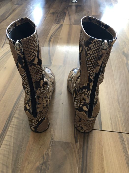 Боти Zara без забележки