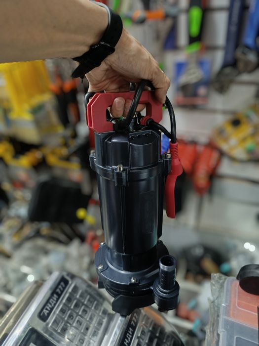 Насос водяной погружной дренажный глубинный nasos