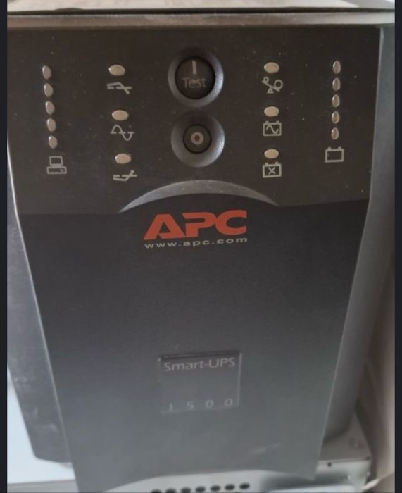 ИБП APC Smart-UPS 1500VA