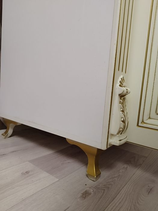 Продам шкаф 60000