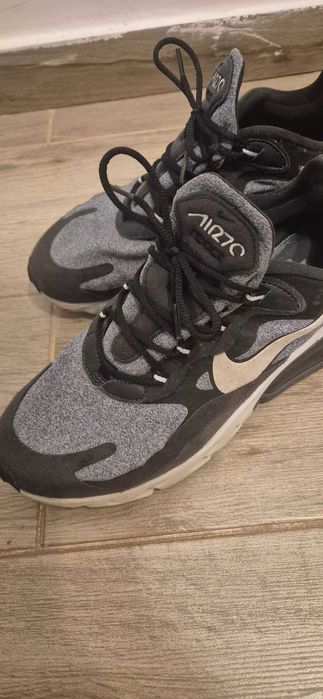 Adidasi Nike Air Max 270