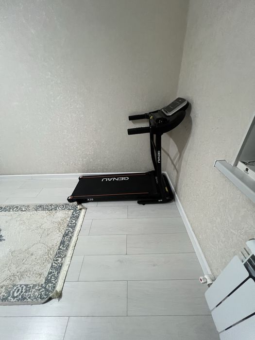 Беговая дорожка GENAU