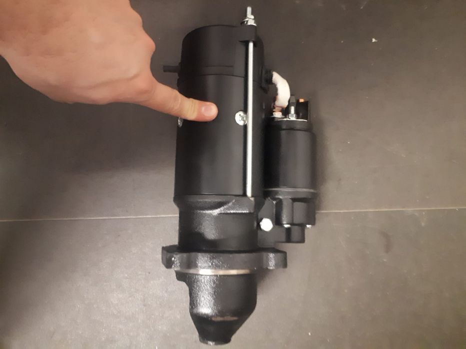 Electromotor nou buldo excavator Caterpillar Cat Caterpilar TVA inclus