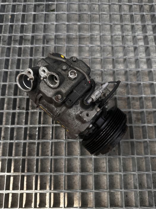Compresor Clima Ac BMW Seria 5 F10 2.0 D cod 4472603820 / 6452922570301 an 2010 - 2014 Seria 3 E90 BMW Seria 4 F32