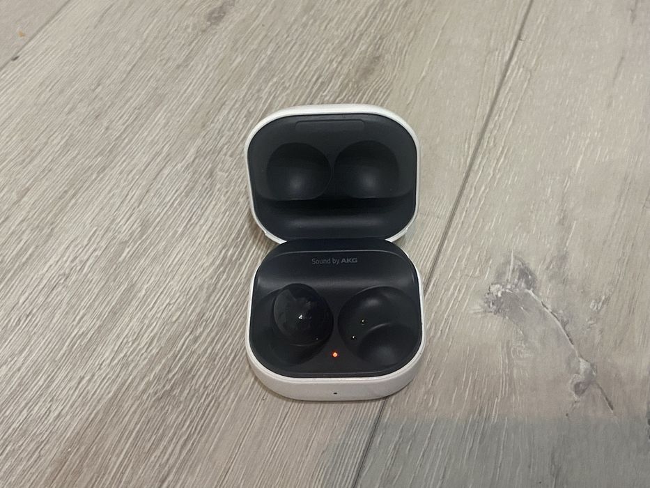 Продам Samsung galaxy buds 2