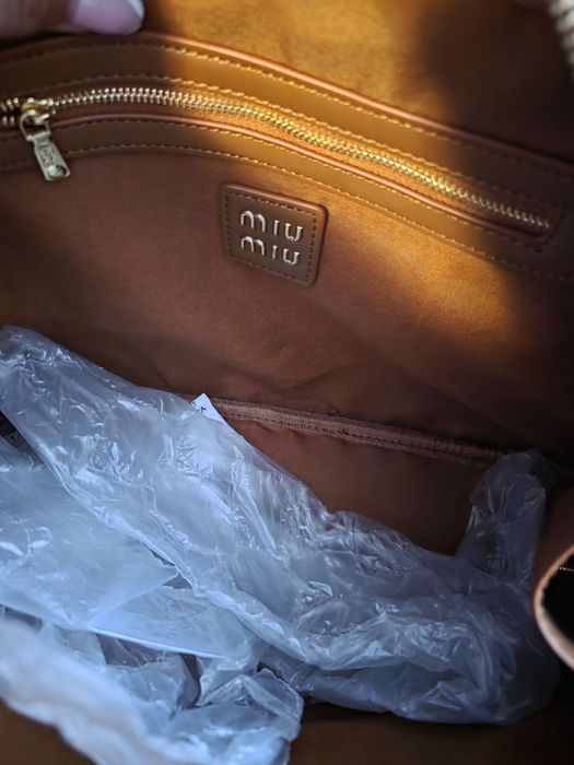 Топ чисто нова Маркова чанта кожа