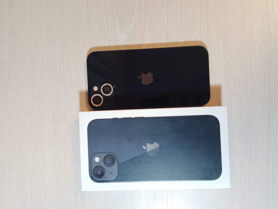 Iphone 13 stare excelenta baterie,fara nici un defect baterie 85%