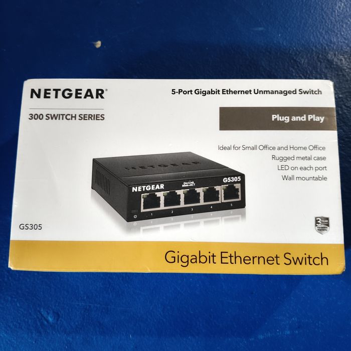Switch netgear nou sigilat