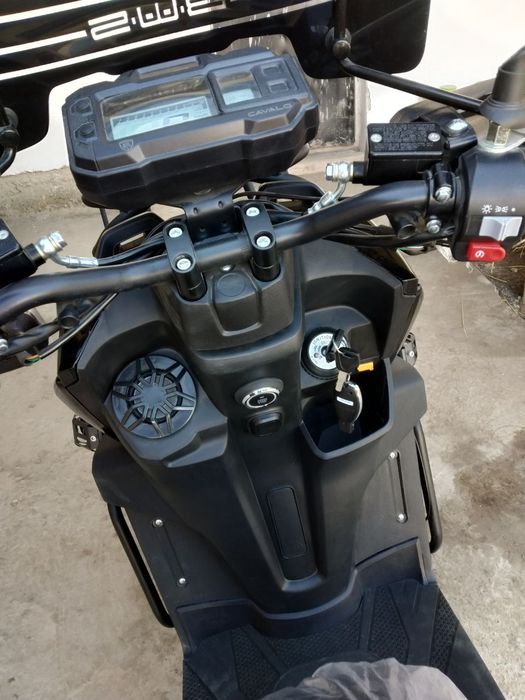 Skuter tank 2 benzinda