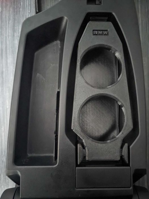 BMW E81 E82 E87 E88 - аксесоари, поставки за чаши, къпхолдъри и др.