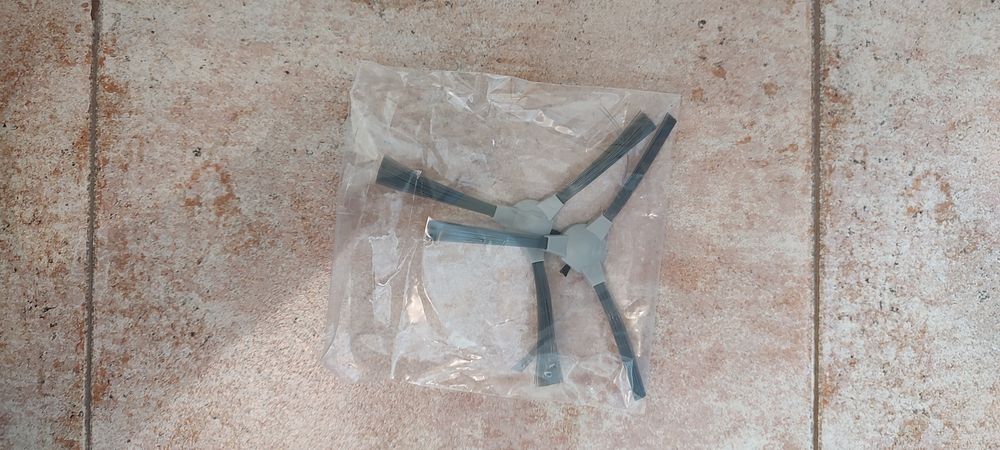 Прахосмукачка робот Леново Lenovo