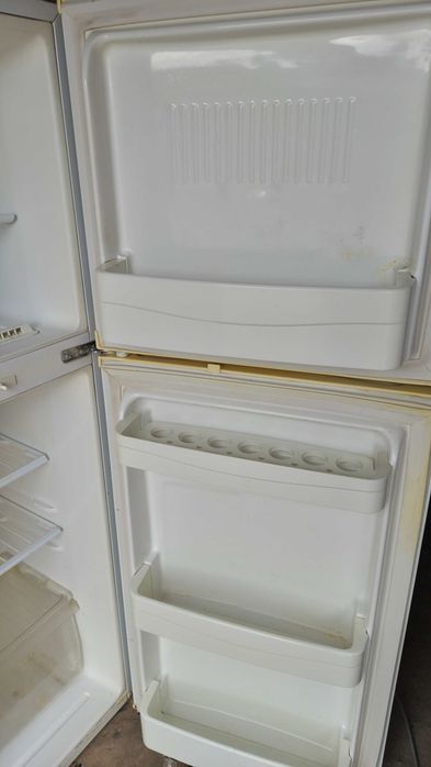 Продам компактный холодильник