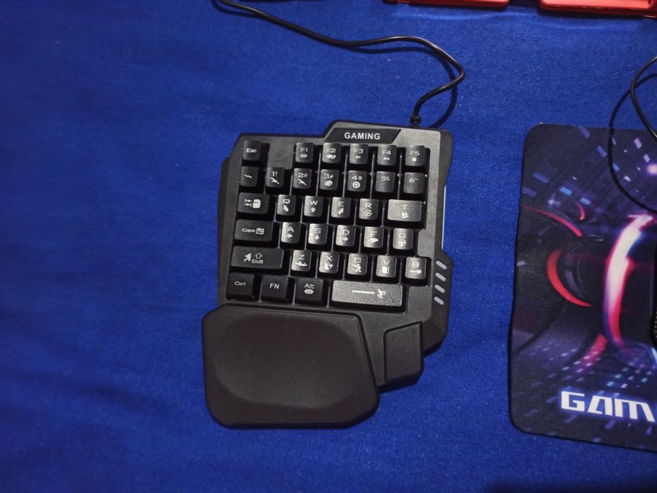 Игровая приставка