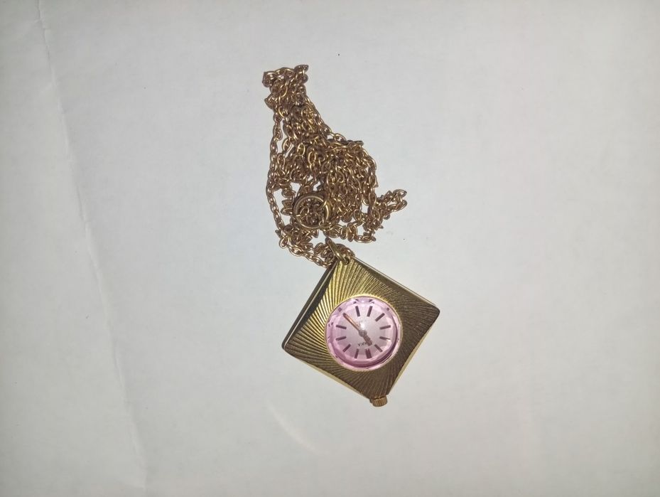 Часы чайка ссср золотые