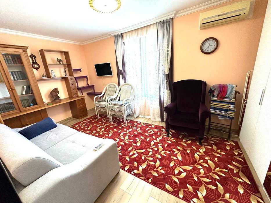 Продава се Тристаен апартамент в Свети Влас - 94 кв.м за 1809 €/кв.м - Снимка #2