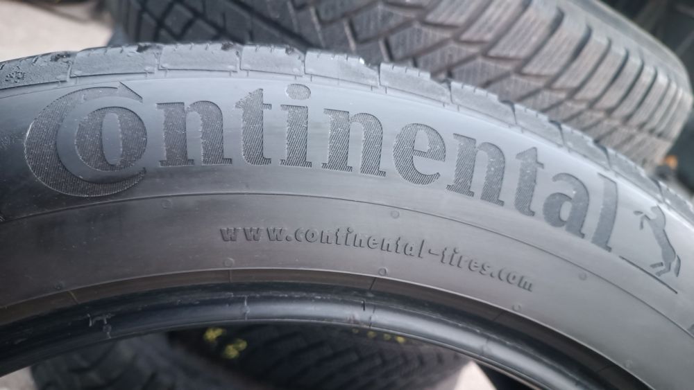 255/50/20 Continental