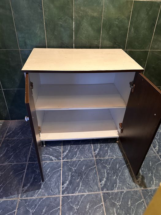 Donez dulapuri de bucatarie