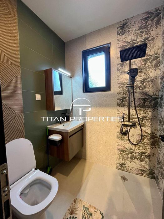 Четиристаен апартамент за продажба в жк. Христо Смирненски