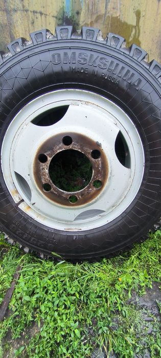 Продам   газоновскую резину