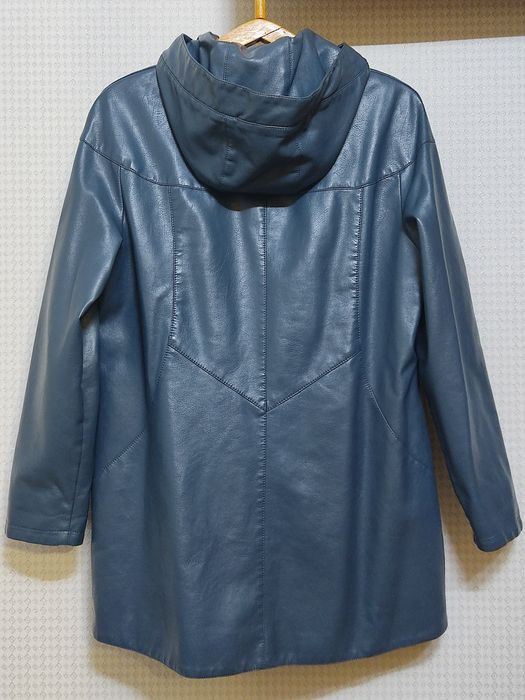 Әйел адамдарға Кожанная куртка