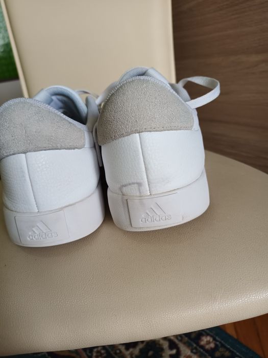 Adidași adidas 44