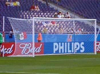 PORTI DE FOTBAL FIXE OFICIALE din aluminiu dimensiunea 7.32x2.44 m