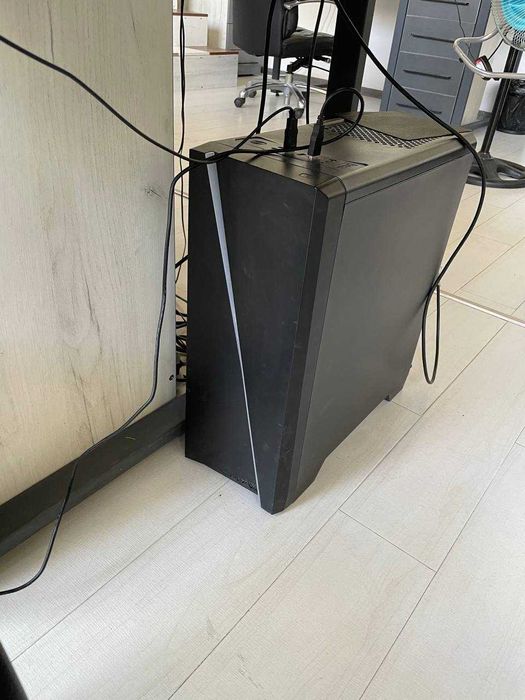 Настольный компьютер Intel® Core™ i5-9400F, HP 27"...