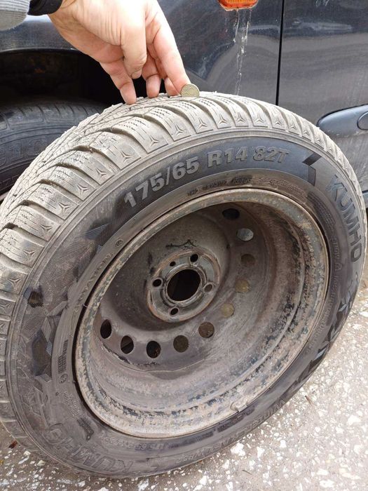 ЗИМНИ ГУМИ 14 цола. 4 бр.  KUMО / SUMITOMO