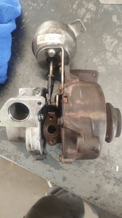 Продавам турбо от 2.0hdi от Peugeot 508 140кс