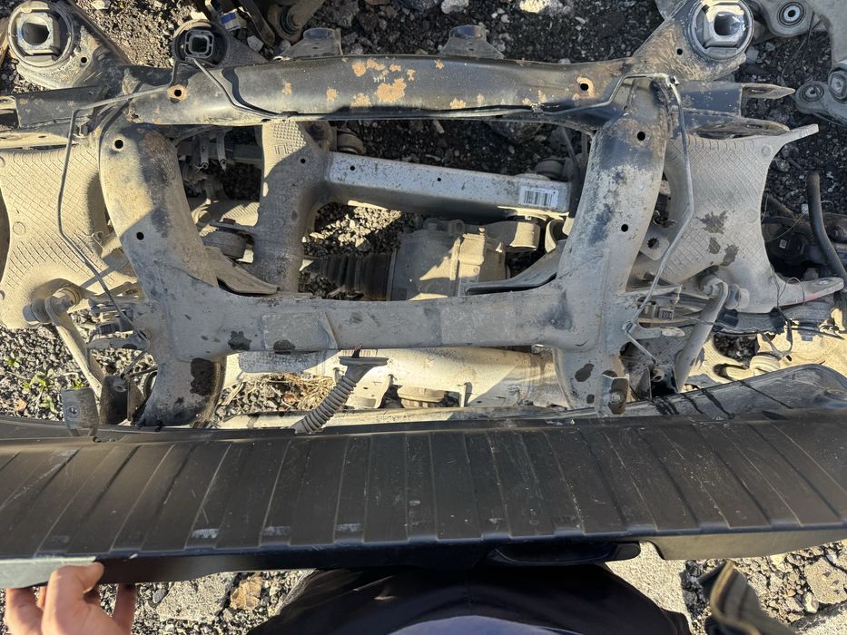 Малка врата багажник бмв х5 е70