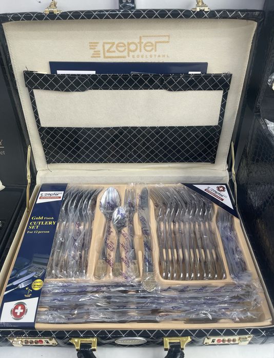 Посуда столовый кухонный приборы ложки и вилки