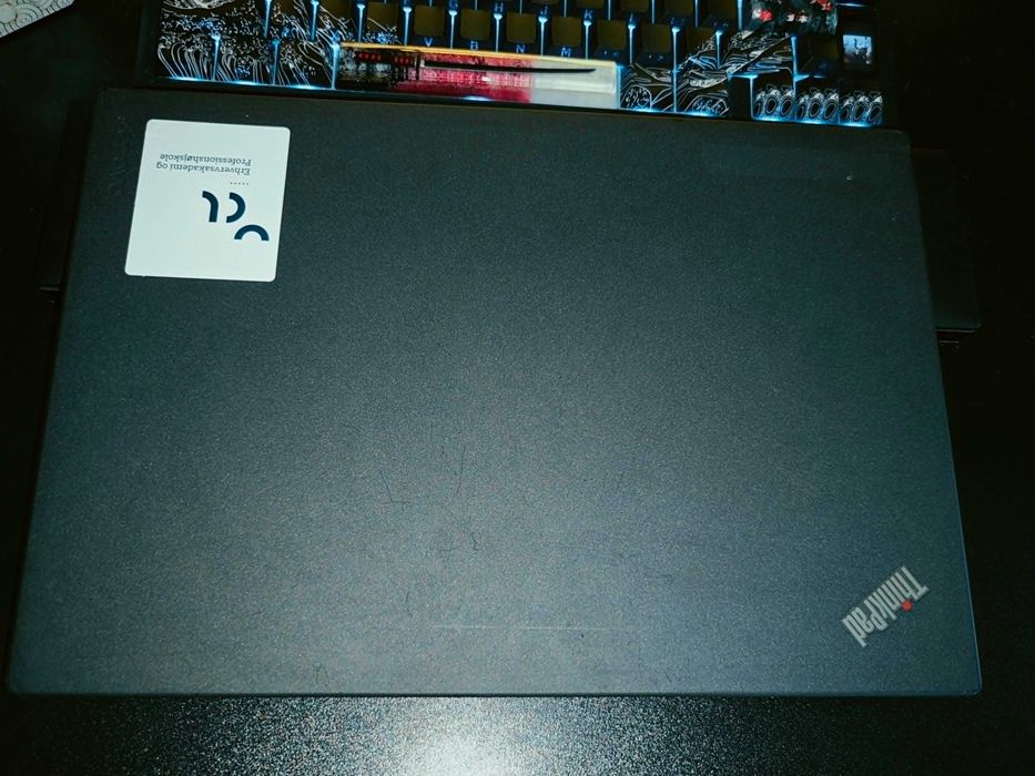 Lenovo ThinkPad X260 - Intel i5, 8GB DDR4 RAM, без хард диск! - малък, но мощен работен лаптоп