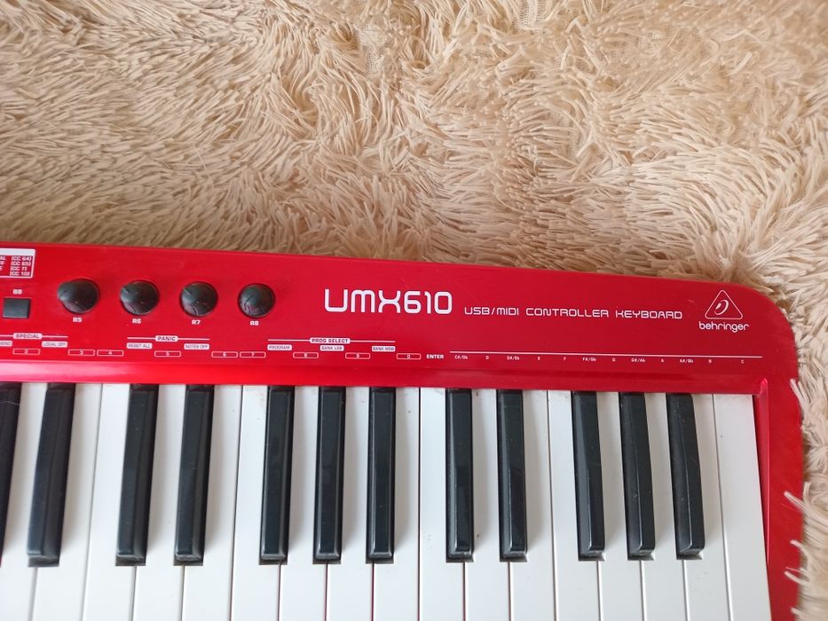 МИДИ клавиатура, Беринджир