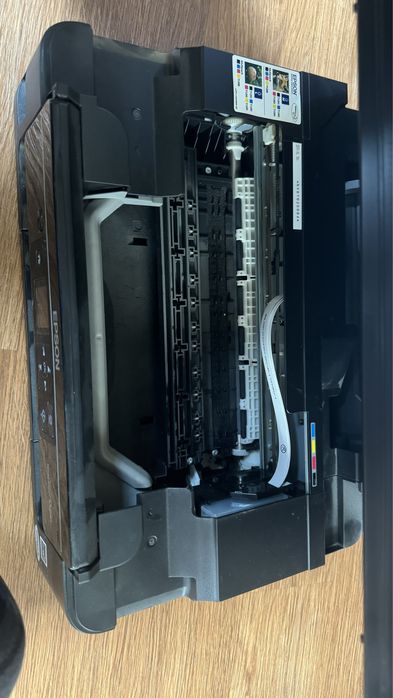 Цветной принтер-сканер Epson sx230