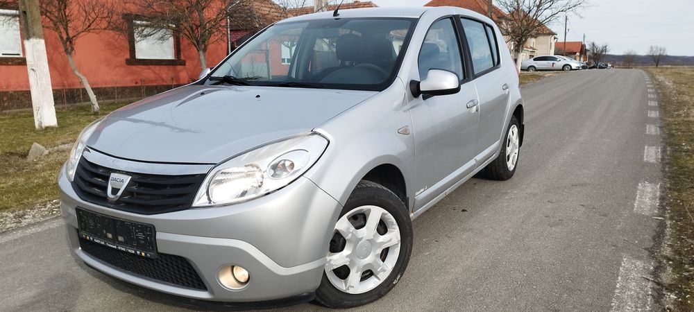 Dacia Sandero  2009