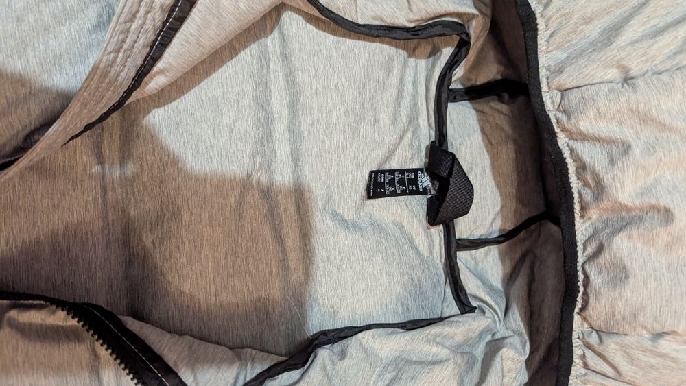 Дамско яке Adidas XS