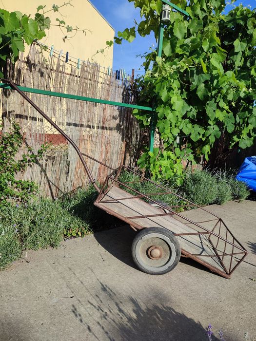 Cărucior solid marfă