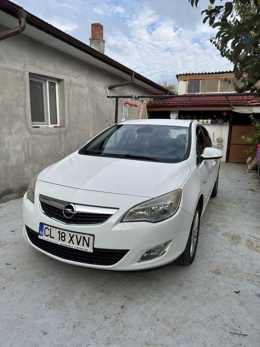 OPEL Astra 2011 — imagine 2