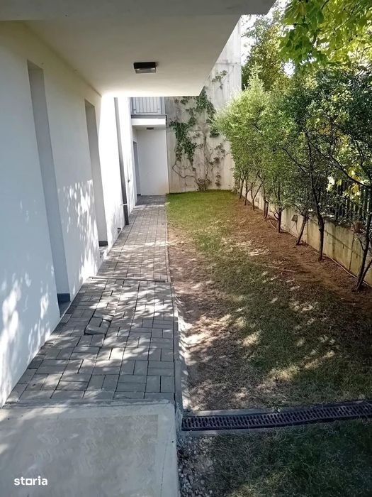 3 Camere l 2 Bai l 2 Locuri Parcare l Gradina
