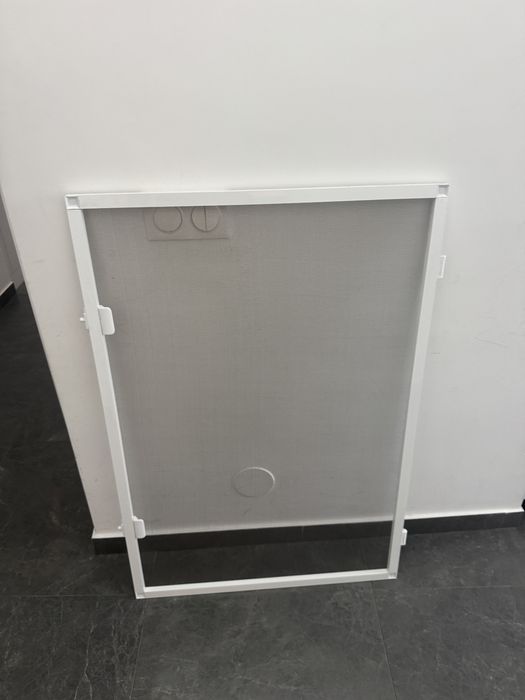 Plase insecte 50 lei bucata