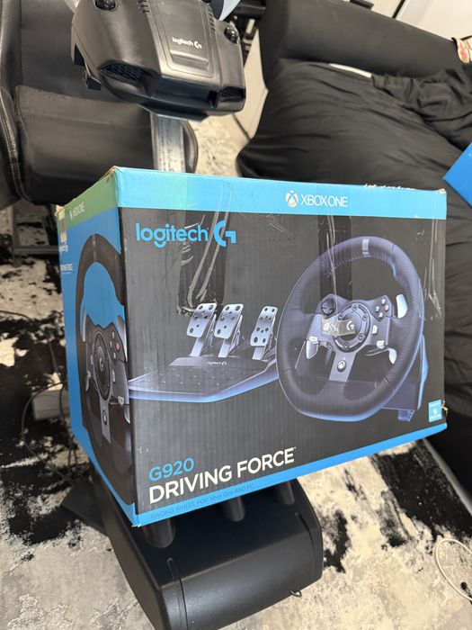 Playseat scaun racing + volan și pedale + schimbator custom