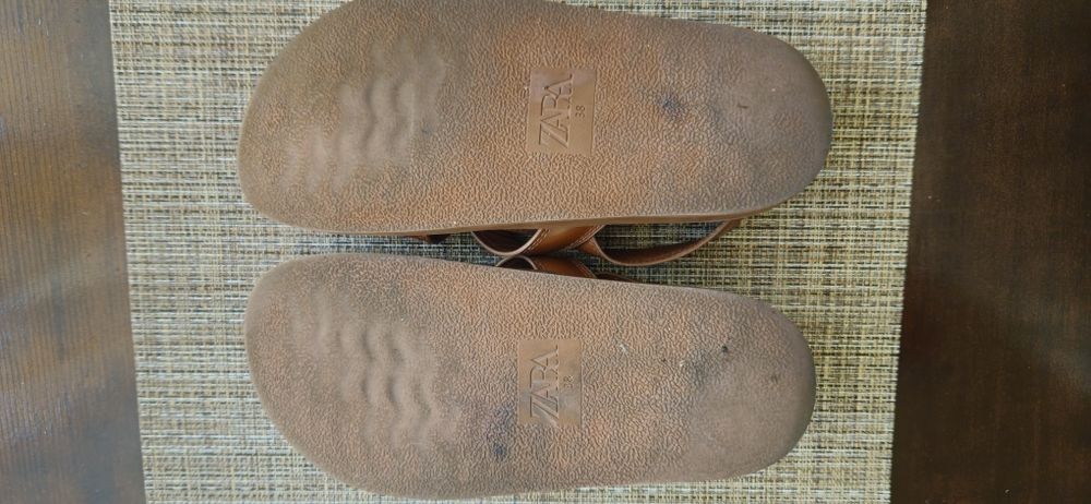 Сандали Zara 38 размер