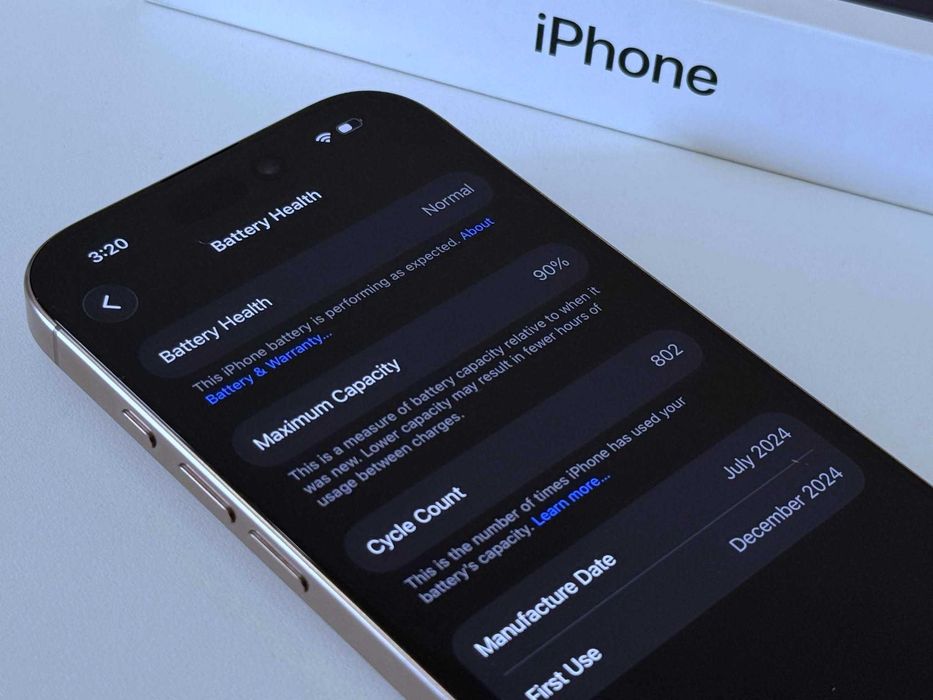 Бартер! iPhone 16 Pro Desert Titanium (Златен) Е-Sim 90% Батерия.
