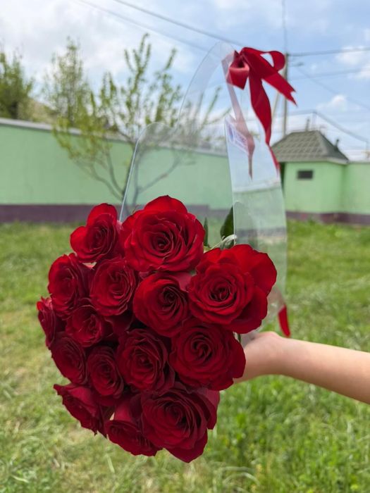 БУКЕТ ЦВЕТОВ с сумочкой 15 шт