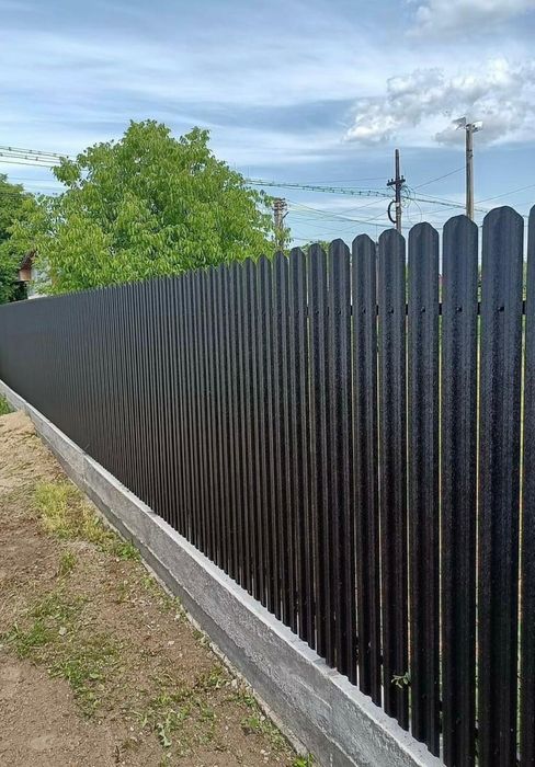 Vând garduri din plasa bordurata sau panouri de lemn