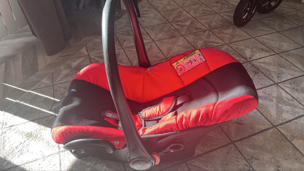 Продам автолюльку happych