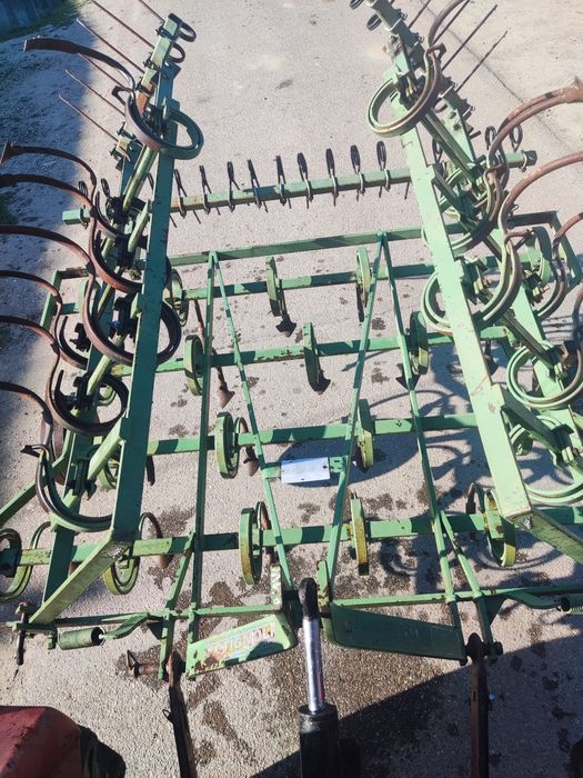 Vând Combinator agricol rabatabil de 4 metri